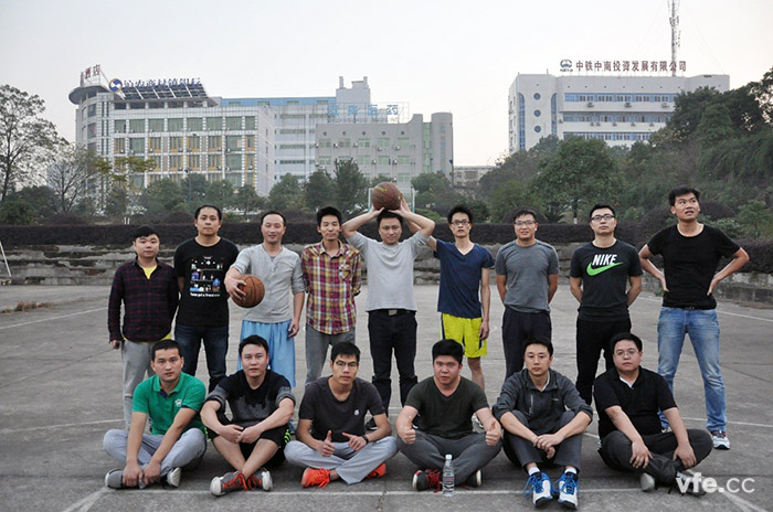 銀河電氣展開子母公司的籃球友誼賽